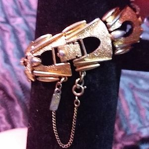 Gold link bracelet